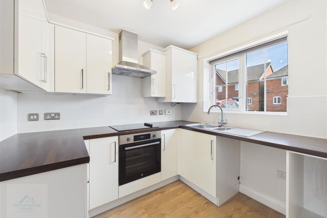 4, Barn Croft Road, Crewe photo 4