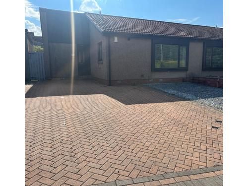 Thumbnail Semi-detached bungalow to rent in Inchcape Road, Dundee
