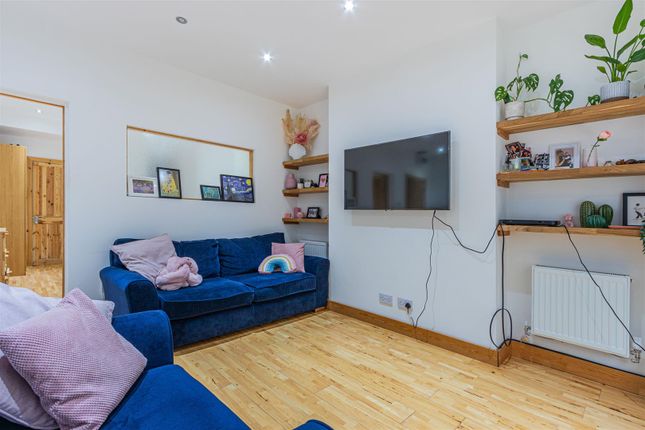 Flat for sale in Leckwith Road, Canton, Cardiff