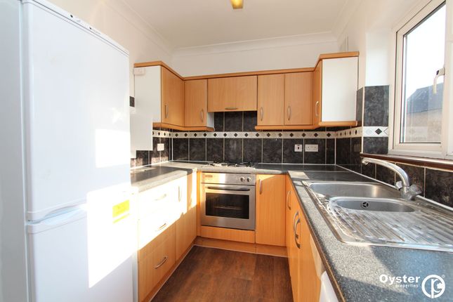 4a Fairfield Crescent, Edgware photo 3