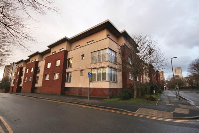 Flat for sale in North George Street, Salford