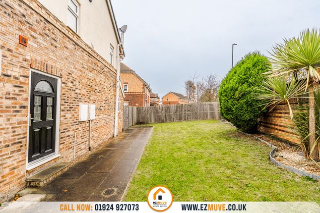 5 Millbrook Gardens, Dewsbury photo 3