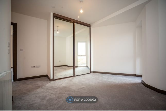 Flat  Leander Heights, Springfield Park Mill Wood, Maidstone photo 5