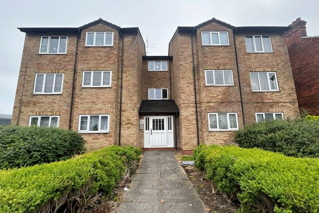 Thumbnail Flat for sale in Colbourne Street, Swindon