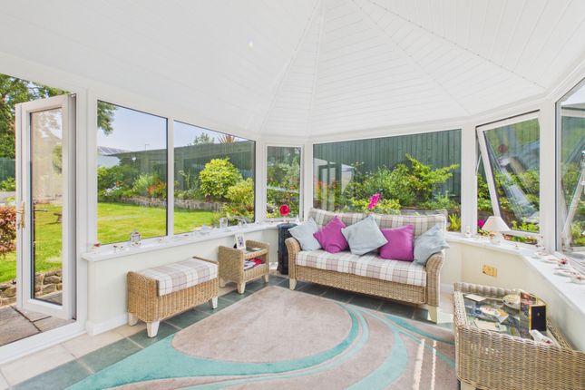 2 Thornberry Gardens, Narberth photo 3