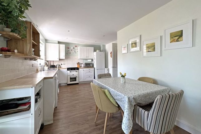 5, Ballard Grove, Sidmouth photo 2