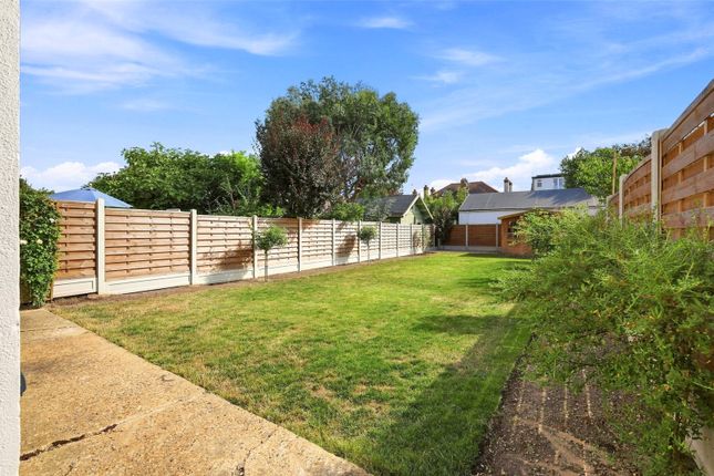 18, Huntingdon Road, Southend On Sea photo 2
