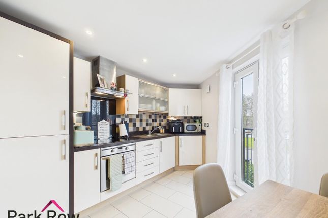 6, Moorland Road, Leeds photo 3