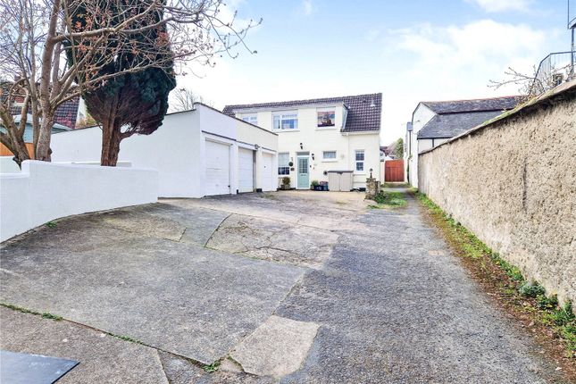 Garage,, Trafalgar Gardens, Devon photo 2