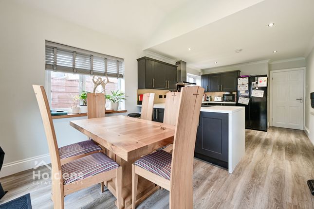 3 Highfield Drive, Preston photo 4