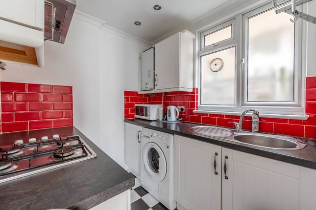 Flat for sale in Welldon Crescent, Harrow