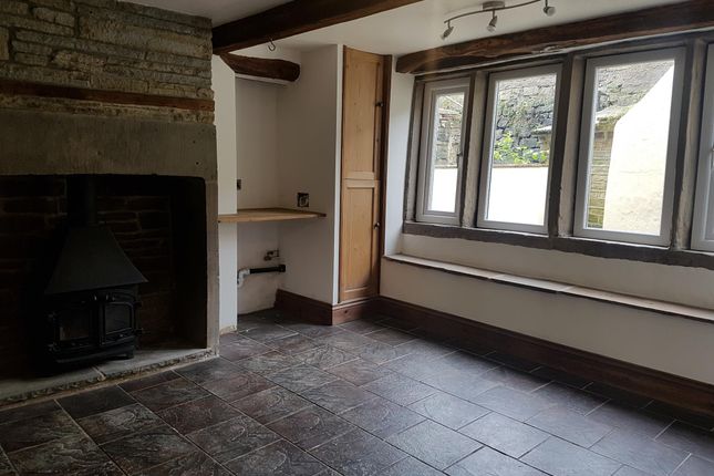 5, Greenfield Road, West Yorkshire photo 4
