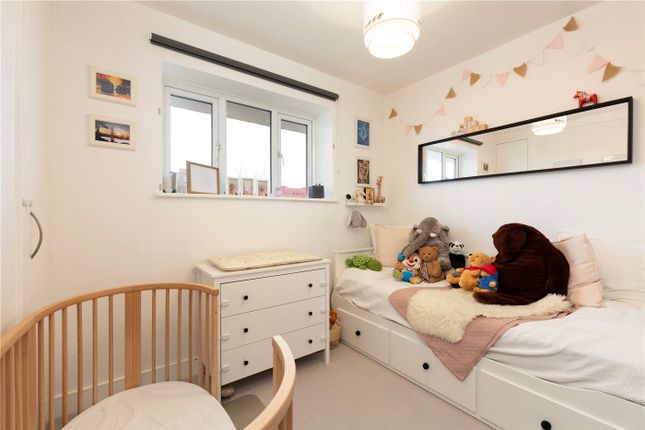Flat 80, Ormonde Court, 364, Upper Richmond Road, London photo 4