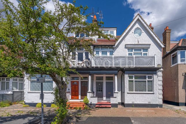 2-bed flat on 14B,, Portsdown Avenue, London, £550,000