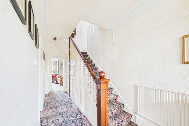 77, Mayfield Road, Whitby photo 2