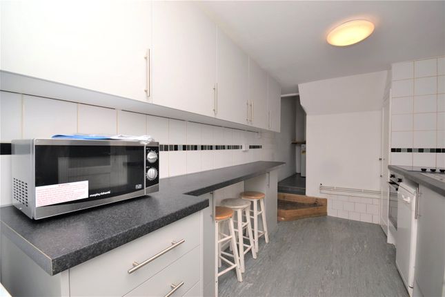 18, Hampden Road, Brighton photo 3