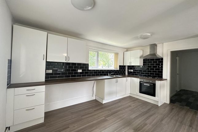 4, Hawarden Court, Wirral photo 2