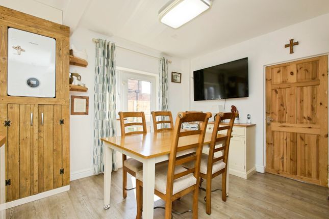 215 Derby Road, Derby Road, Chellaston photo 4