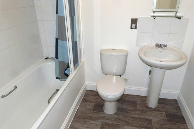 Flat to rent in Shaw House, Tottenham