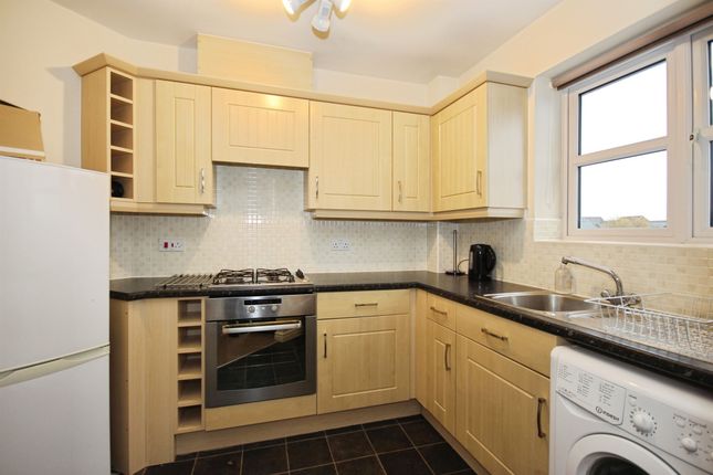 25, Claypitts Boulevard, Warwick photo 3