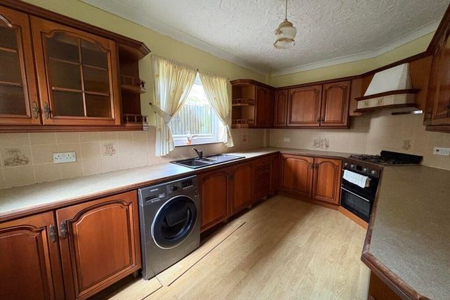 45, High Road, Great Yarmouth photo 4