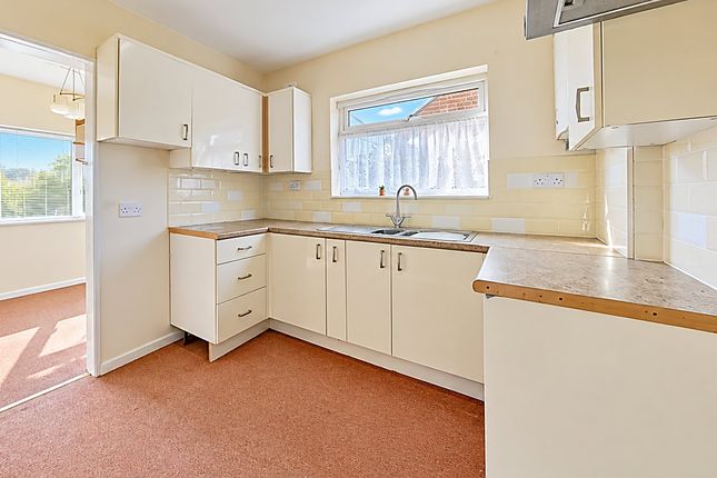 590, Ford Close, Herne Bay photo 5
