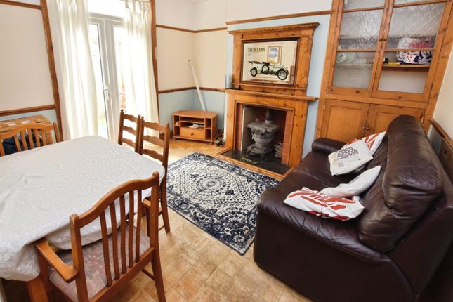 12, Thompson Road, Devon, England photo 3