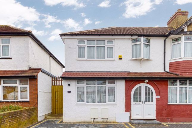 Thumbnail Property to rent in Lynmouth Road, Perivale, Greenford
