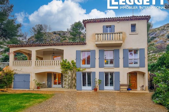 Property for sale in Port-de-Bouc, Martigues-Ouest, Istres, Bouches-du-Rhône,  Provence-Alpes-Côte d'Azur, France - Zoopla