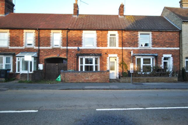 Thumbnail Terraced house to rent in Wellingborough Road, Rushden