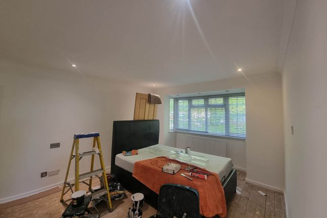 12, Faringford Close, Potters Bar photo 4