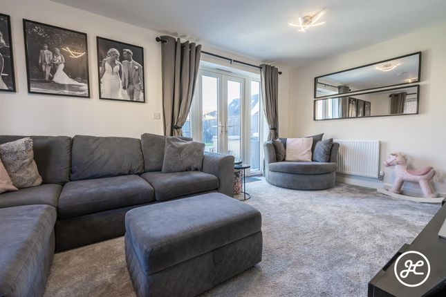 7, Sapphire Drive, Bridgwater photo 3