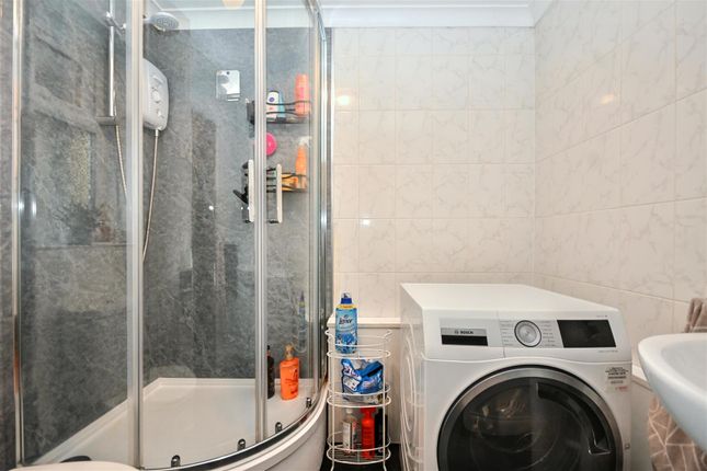 8, Kingsford, 1 St. Anthonys Avenue, Eastbourne photo 4
