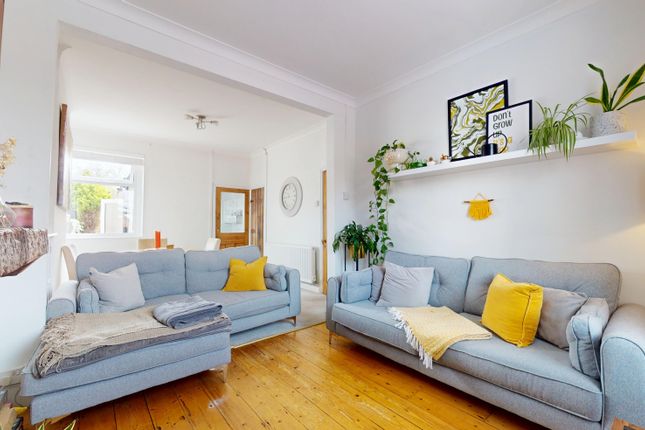 14, Gwennyth Street, Cardiff photo 3