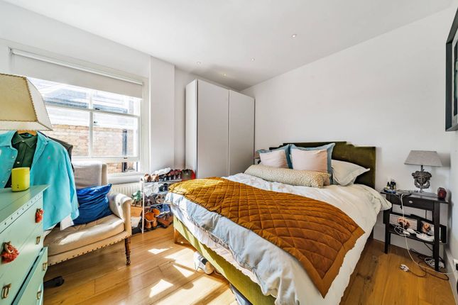 Flat for sale in Overstrand Mansions, Prince Of Wales Drive, Battersea, London