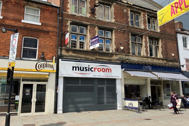 Retail premises to let in 161-162 High Street, Lincoln, Lincolnshire
