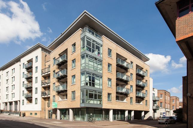 Flat for sale in Eluna Apartments, Wapping Lane, London