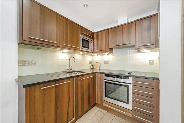 25, Emperors Gate, London photo 2