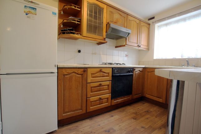 Flat for sale in Gurney Close, Barking