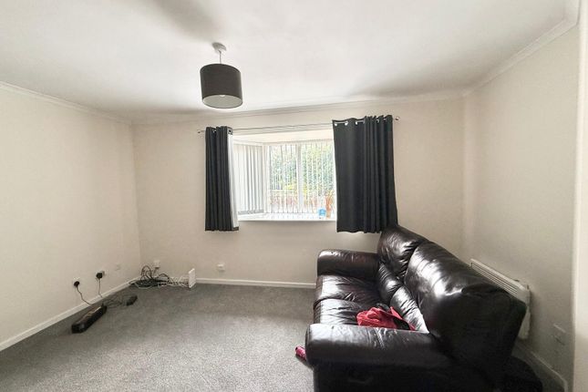 1, Pickering Avenue, Hornsea photo 3