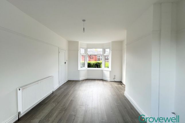14 Moorfield Avenue, Manchester photo 3