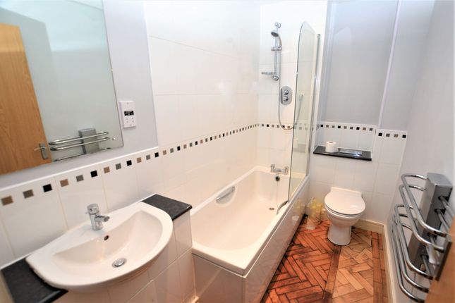 Flat for sale in Springhill Court, Bluecoat, Wavertree, Liverpool