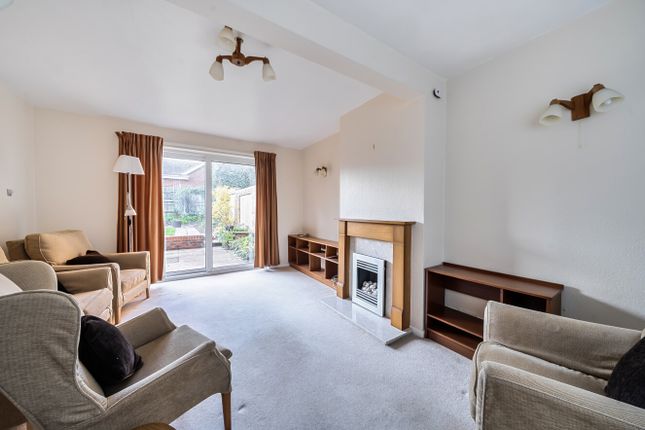 6, Inhams Road, Alton photo 2