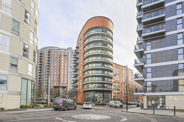 Flat for sale in Biscayne Avenue, Canary Wharf, London