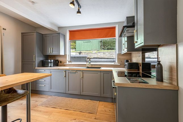 73, Balmoral Road, Galashiels photo 4