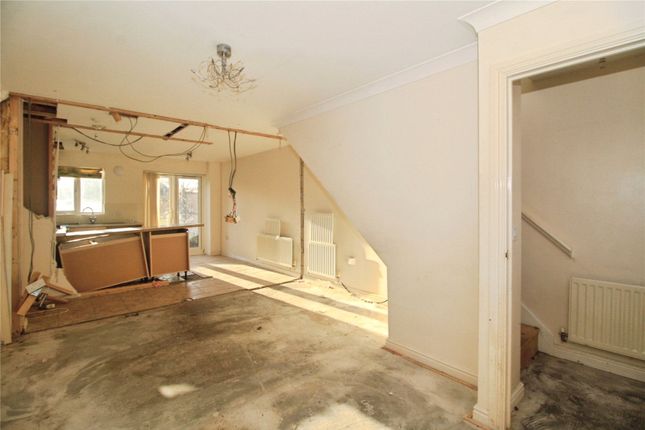 18, Berrywell Drive, Leicester photo 4