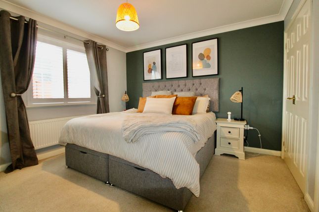 Detached house for sale in Peregrine Street, Hampton Vale, Peterborough
