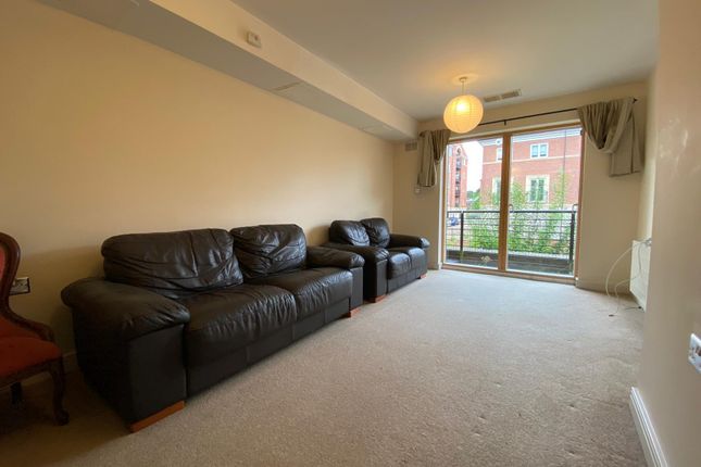 Flat to rent in Bath Road, Worcester