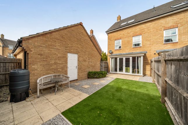5, Culverhouse Road, Swindon photo 4