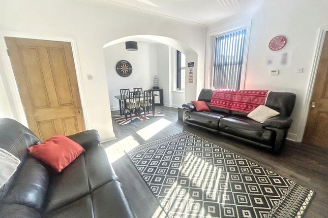 3, Lyndhurst Terrace, Newcastle upon Tyne photo 3